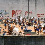 Classificar PCC e CV como terroristas não ajuda o Brasil, diz promotor