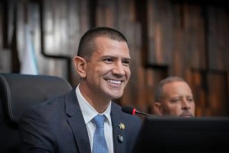 Fux nega pedido de Douglas Ruas para assumir governo interino do Rio