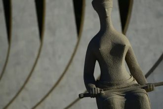 STF: maioria é contra lei que permite pais vetarem aulas sobre gênero