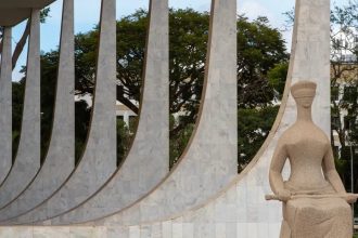 CNJ adia para agosto análise de regras sobre aposentadoria compulsória