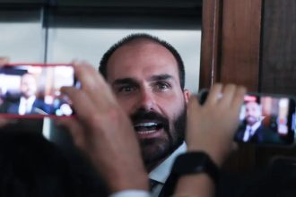 STF inicia sessão que vai decidir se Eduardo Bolsonaro será condenado