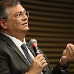 Dino envia à PF explicações de partidos sobre gestão de emendas