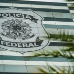 Em manifestação escrita, Flávio Bolsonaro nega ter caluniado Lula