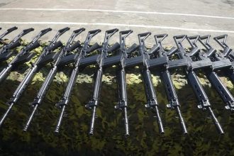 Forças de segurança do RJ terão de fazer recadastramento de armas