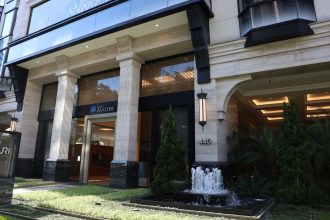 Justiça do Rio determina bloqueio de contas do Banco Master