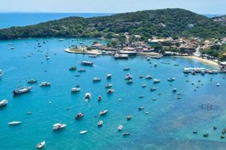 MPRJ mira cobrança ilegal para autorizar festas em barcos em Búzios
