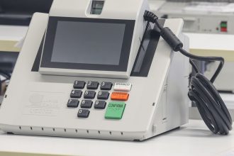 TSE reforça que empresa venezuelana não forneceu urnas ao Brasil