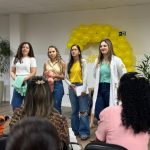 Ipesaúde reforça importância da amamentação em ação do Agosto Dourado