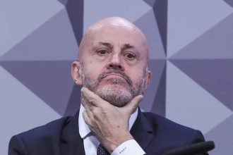 André Mendonça manda soltar filho do “Careca do INSS”