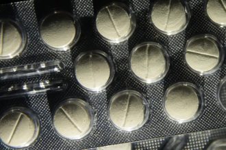 Anvisa aprova novo medicamento para tratamento de enxaqueca
