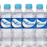 Anvisa interdita água mineral da marca Vitoriosa por conter coliformes