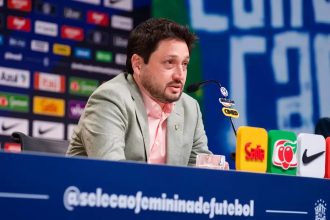 Arthur Elias convoca seleção feminina para amistosos contra Argentina