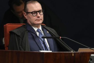 Dallagnol divulga sigilo fiscal de Zanin, que pede responsabilização