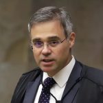 Mendonça rejeita ação contra reajuste do Bolsa Família