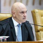 Moraes encaminha a Fachin pedido de investigação contra Mendonça