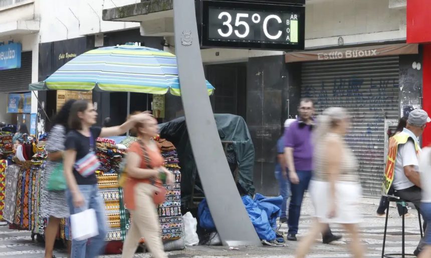 Mudanças climáticas figuram como crise de saúde pública, diz Padilha