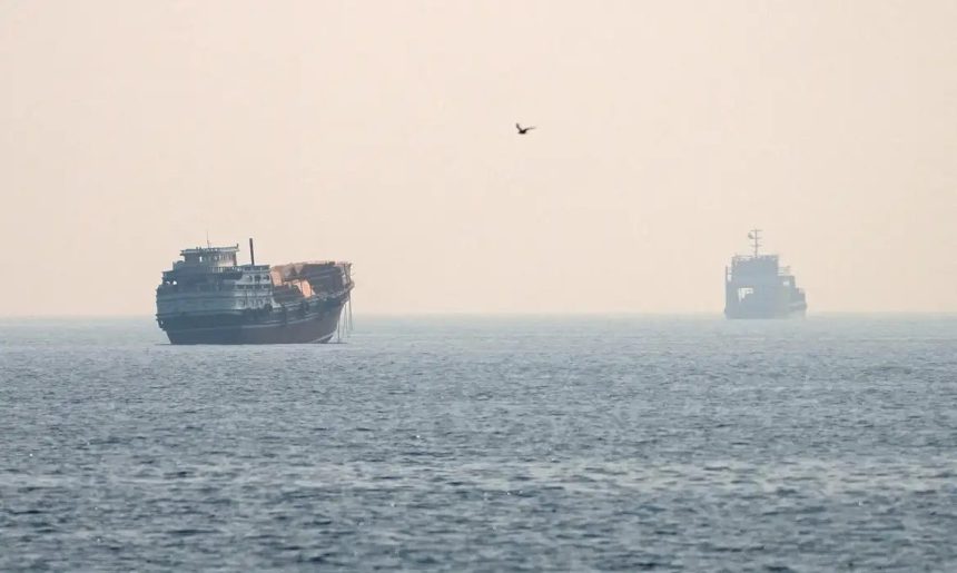 Países do Golfo Pérsico cancelam reunião sobre reabertura de Ormuz