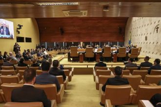 STF: plenário vai decidir se julgará Moraes e Mendonça simultaneamente