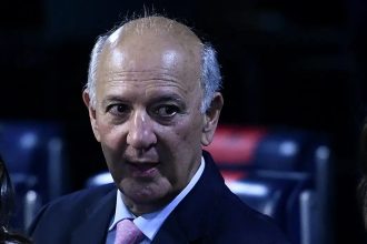 TSE nega registro de candidatura de Arruda ao governo do DF