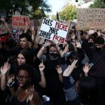Alunos e professores protestam na França no maior dia de mobilização