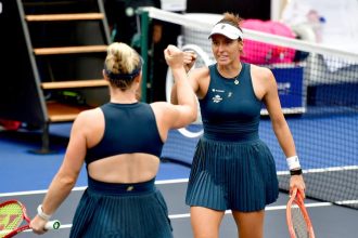 Dupla de Luisa Stefani avança às quartas do WTA 1000 de Pequim