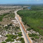 Duplicação da SE-100 avança na Barra dos Coqueiros com serviços de limpeza e terraplanagem