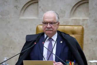Fachin defende democracia e livre escolha dos eleitores