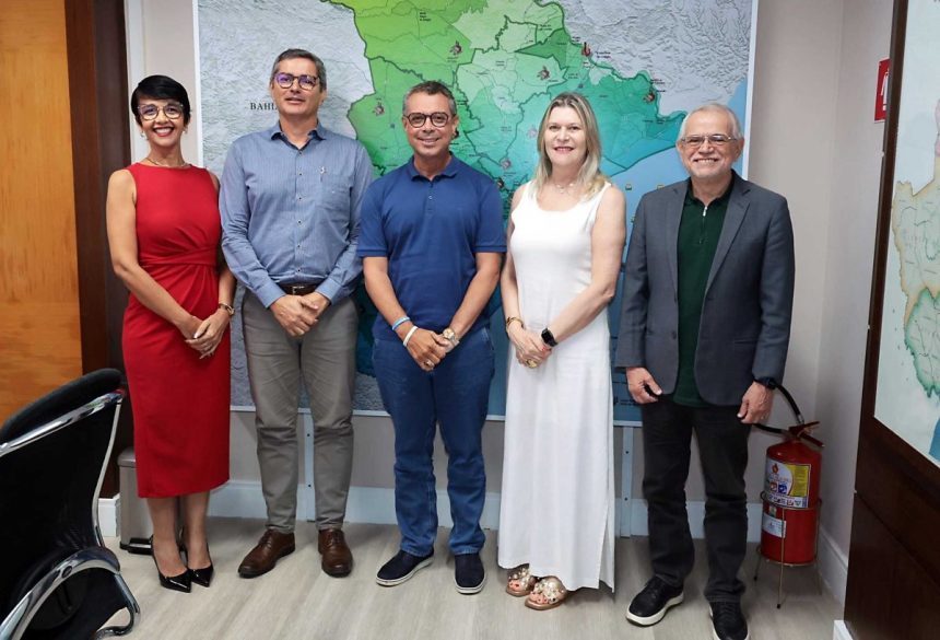 Governador Fábio Mitidieri recebe presidente da Associação Brasileira de Educação em Engenharia