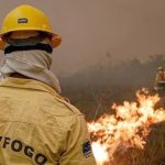 Governo faz força-tarefa e envia 11 aeronaves para combater fogo no AM
