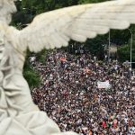 Habitação: Espanha antecipa eleições; sindicatos chamam à greve geral